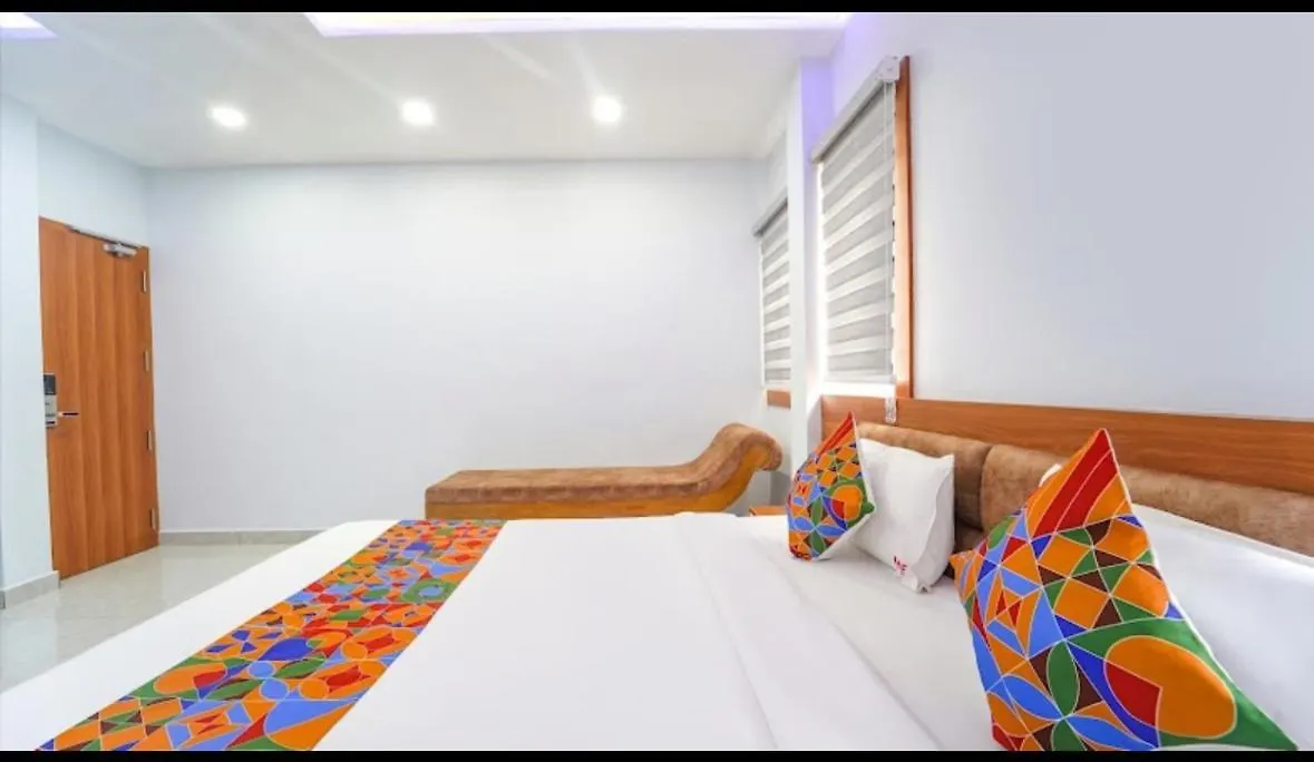 Royal Park Hotel Kochi 4*,
